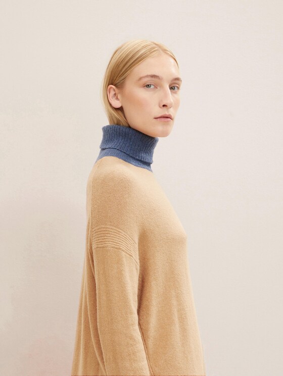 Rollkragenpullover aus Strick