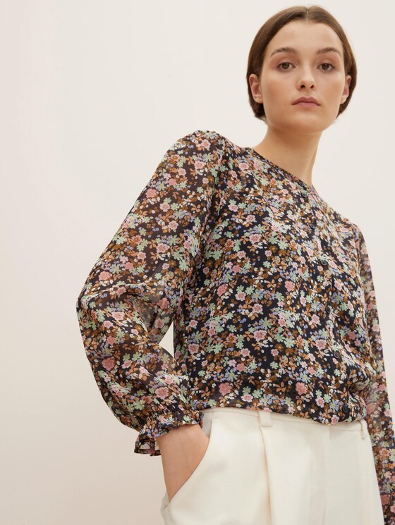 Chiffon patterned blouse