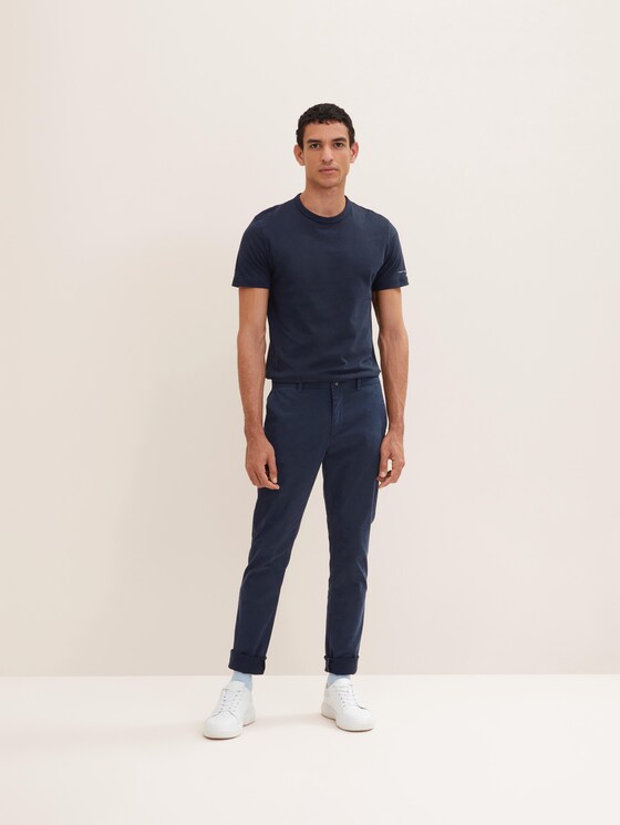 Slim Chino Hose mit Stretch von Men, sky captain blue