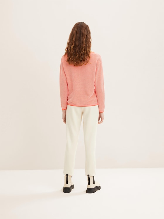 Loose fit knitted jumper made from organic cotton by Women, red bubble structure