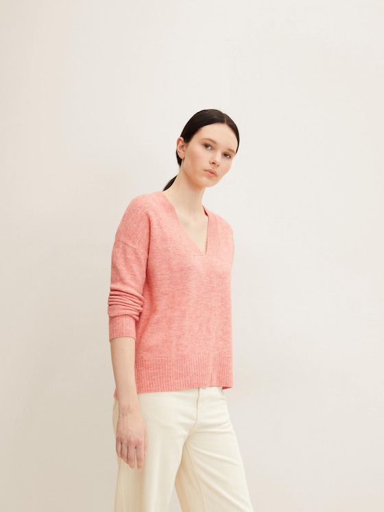 Pullover with a V-neckline