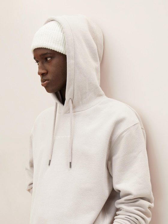 Hoodie with organic cotton