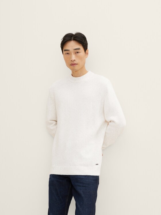 Basic knitted sweater 
