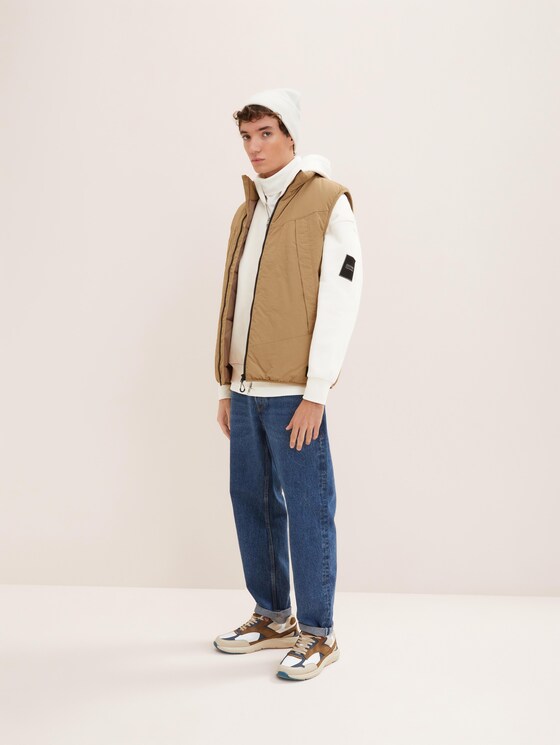 Beanie mit Rippstruktur
