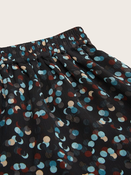 Mini skirt with an all-over print