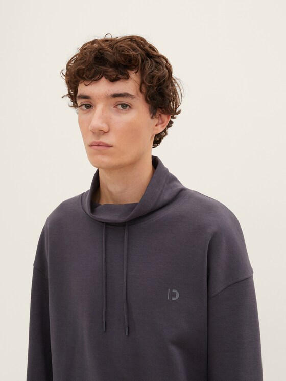 Sweatshirt mit Schalkragen