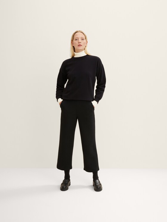 Loose Fit Hose