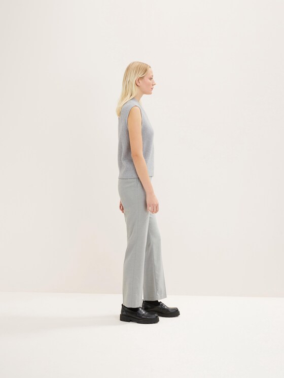 Classic pleated trousers 
