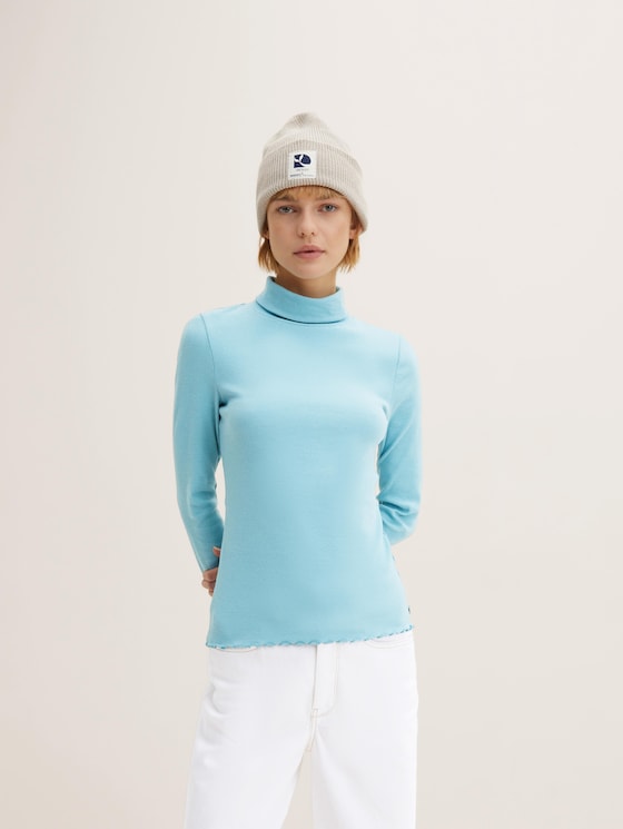 Knitted turtleneck sweater by Denim Female, bright reef blue