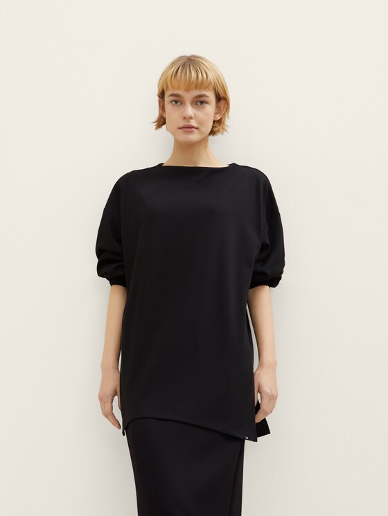 long-sleeved top with a stand-up collar
