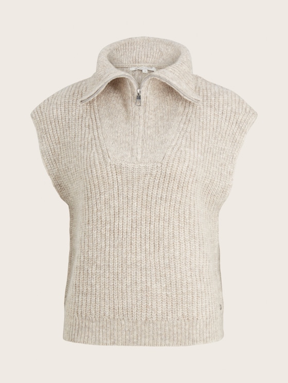 Knitted vest with a Troyer collar 