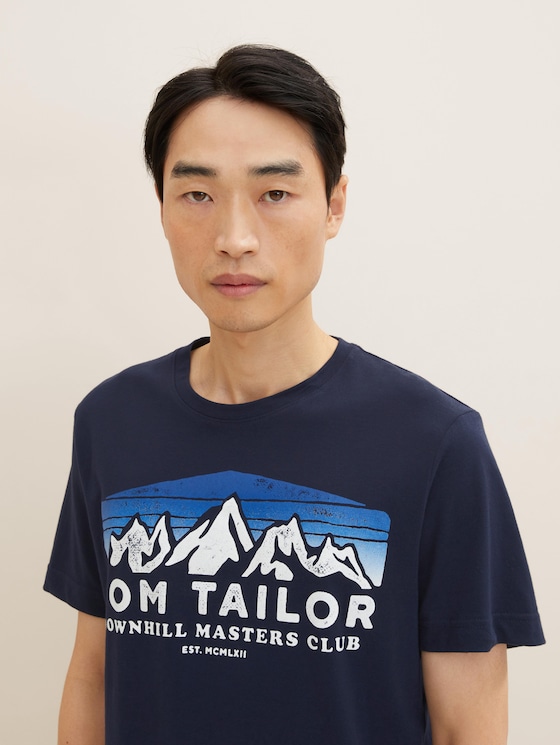 T-shirt met geprint motief door Men, sky captain blue