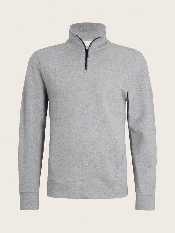 Basic sweatshirt with a Troyer collar 