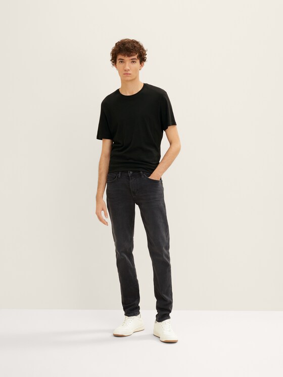 Piers Slim Jeans mit Gürtelschlaufen - EcoBlack