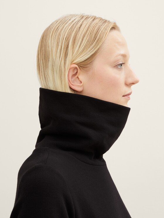 Kleid mit Stehkragen