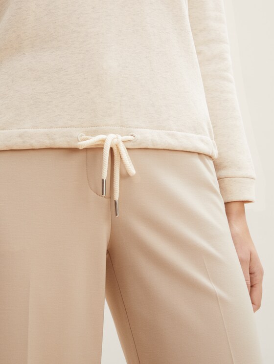 Sweatshirt mit Kordelzug