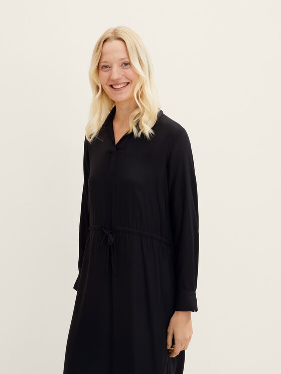 Kleid mit Kordelzug
