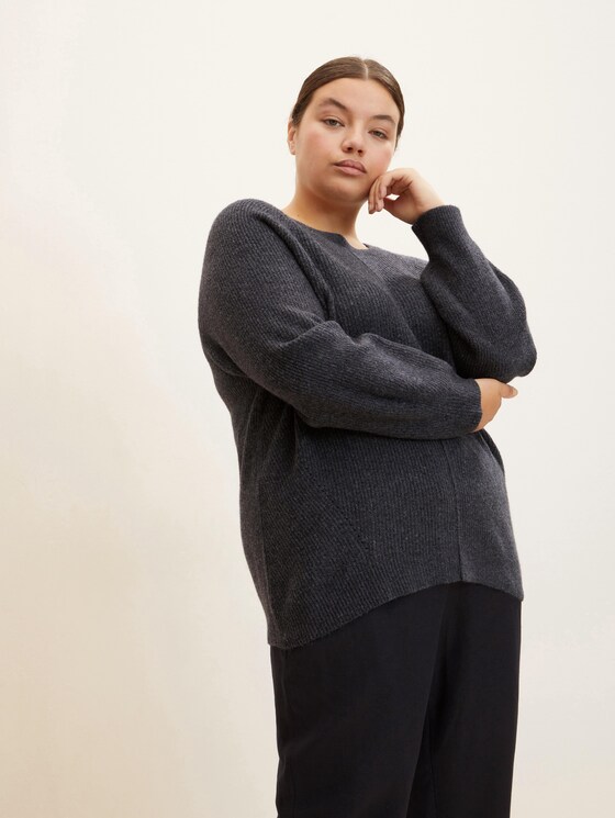 Plus - Basic knitted sweater