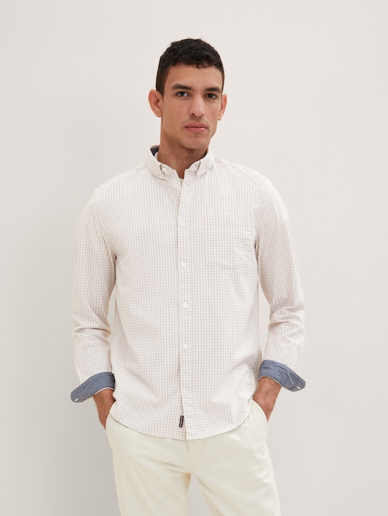 Check-patterned shirt 