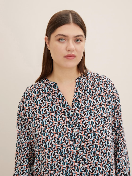 Plus - patterned blouse