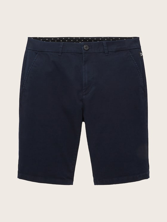 chino shorts by Tom Tailor