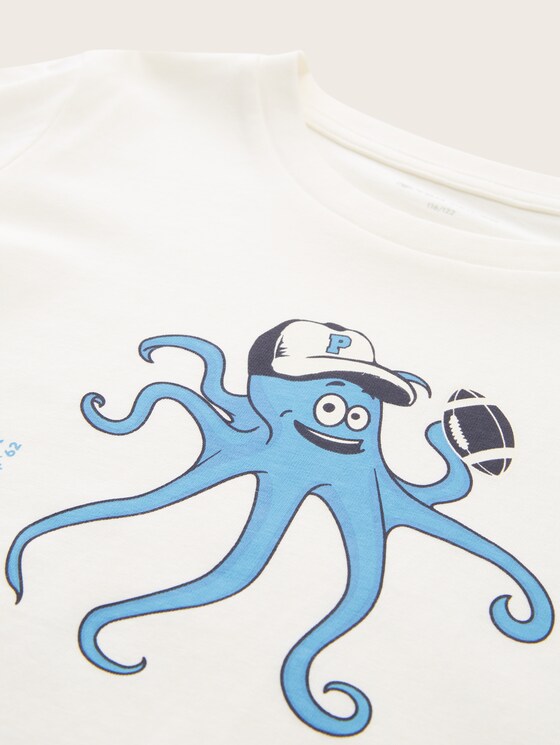 T-shirt with a motif print