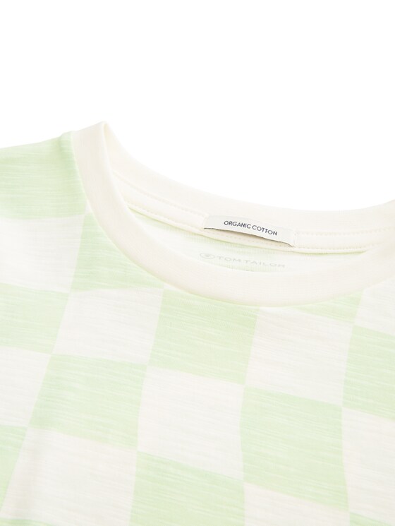 Patterned t-shirt