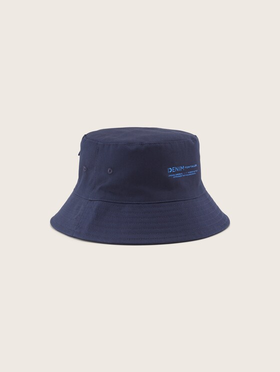 Bucket hat with a logo print