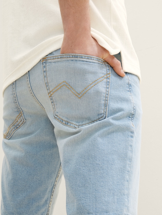 Jeansshorts met sleutelhanger