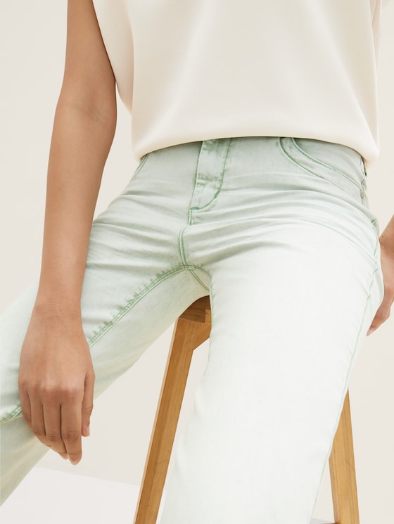 Alexa Straight Cropped Jeans