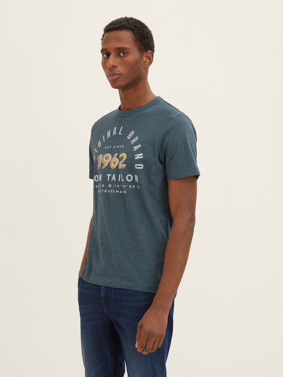 t-shirt with a print by Tom Tailor | V-Shirts