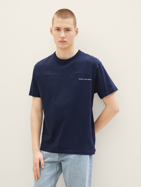 T-Shirt mit Logo Print
