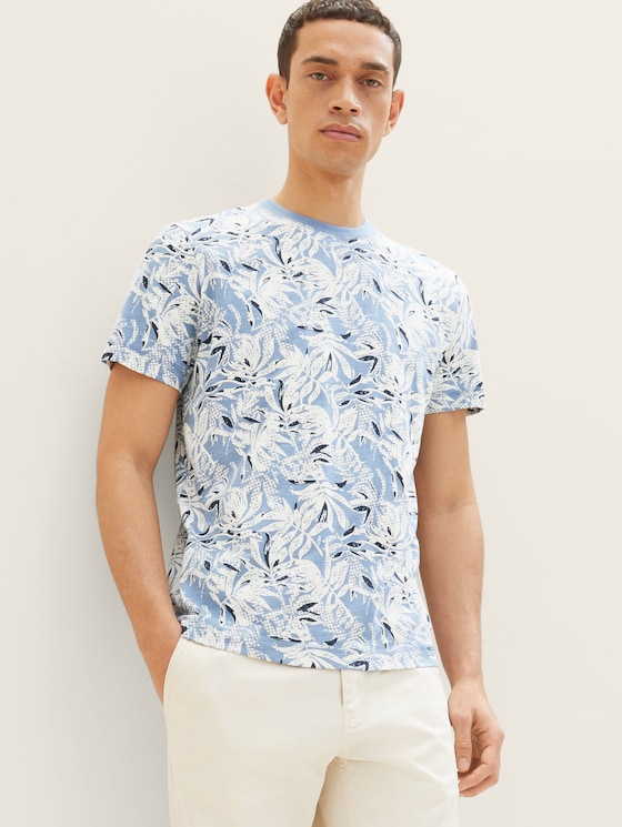 T-shirt met alloverprint door Men, blue offwhite big leaf design