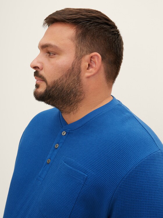 Plus - Henley shirt with a waffle texture