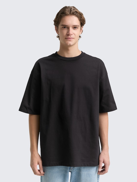 Oversized T-shirt by Denim Male, Black
