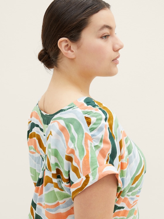 Plus - Patterned short-sleeved blouse