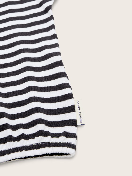 Cropped T-Shirt