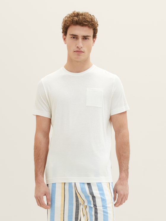 T-shirt with a chest pocket
