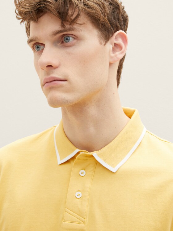 Sporty polo shirt made of jersey