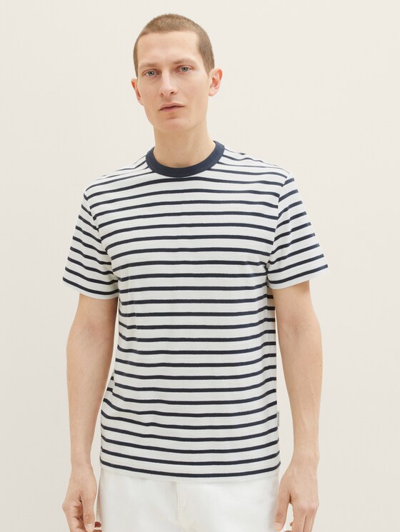 Striped T-shirt with texture