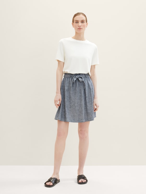 Skirt with linen