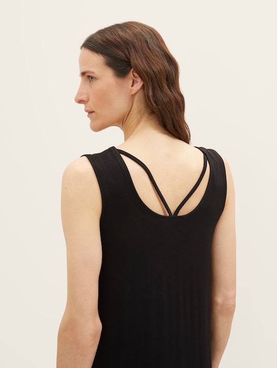Jersey dress with back details