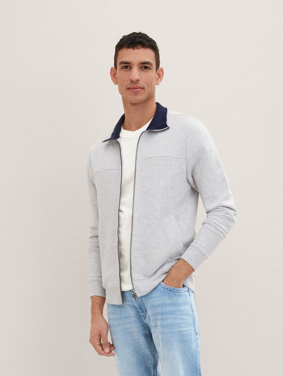 Sweatjacke mit Ziernaht