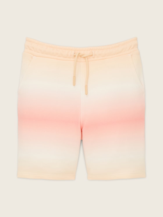 Shorts with a gradient