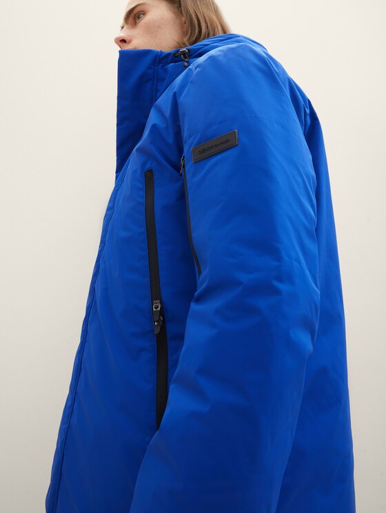 Functional jacket with recycled polyester