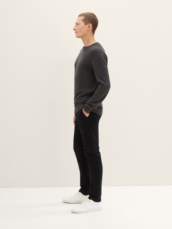 Chino trousers made of twill