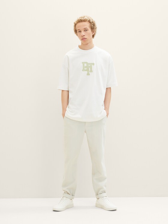 Oversized T-shirt with applications