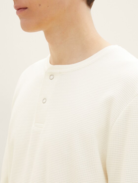 Henleyshirt mit Struktur