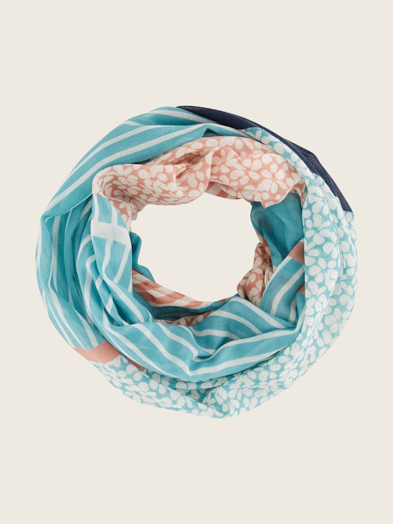 Patterned tube scarf