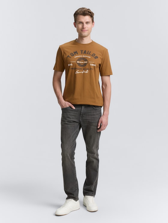 T-Shirt mit Logo-Print von Men, deep cognac